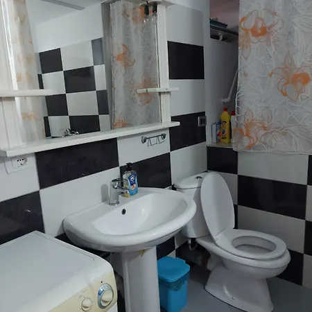 John Apartament *